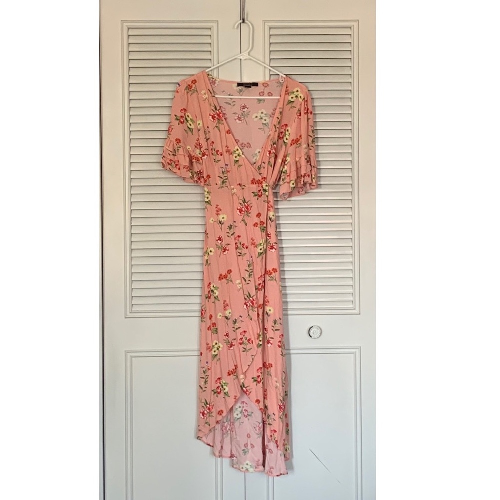 Boho wrap coral pink dress with chic floral print